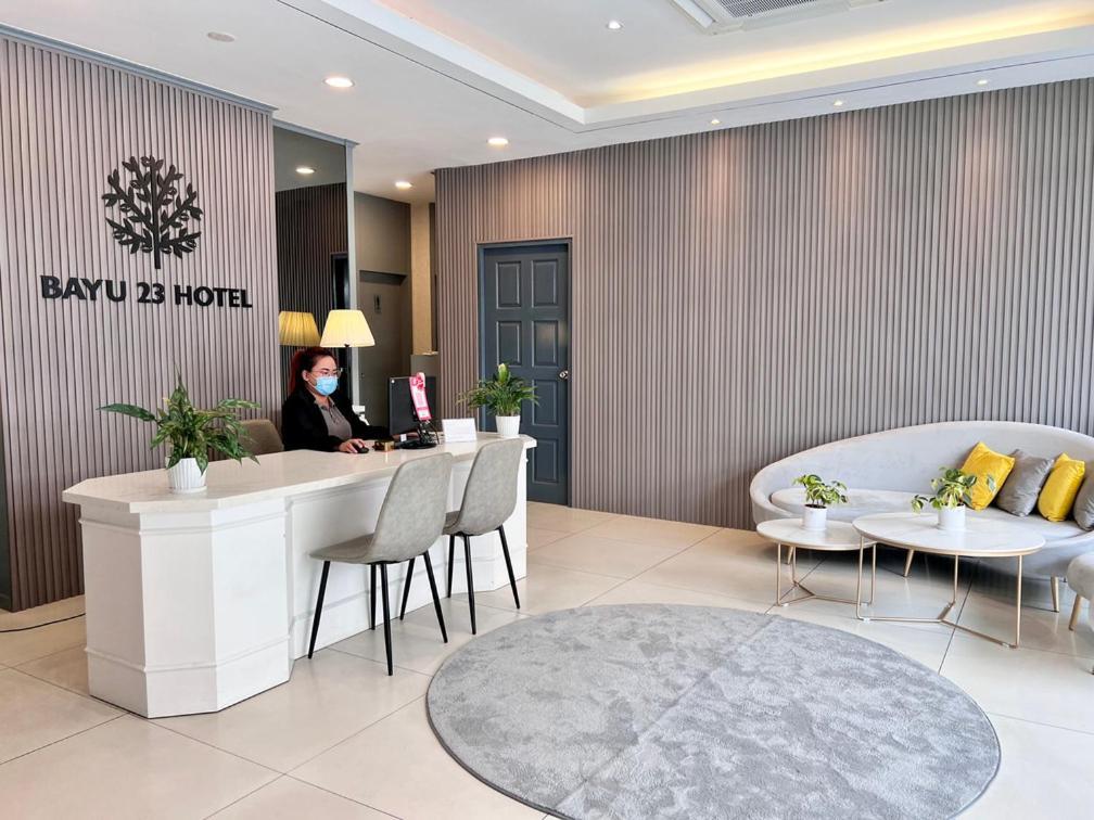 Bayu 23 Hotel Кота Кинабалу Екстериор снимка