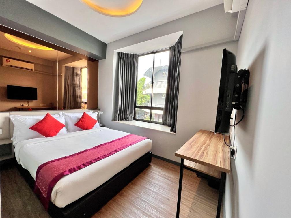 Bayu 23 Hotel Кота Кинабалу Екстериор снимка