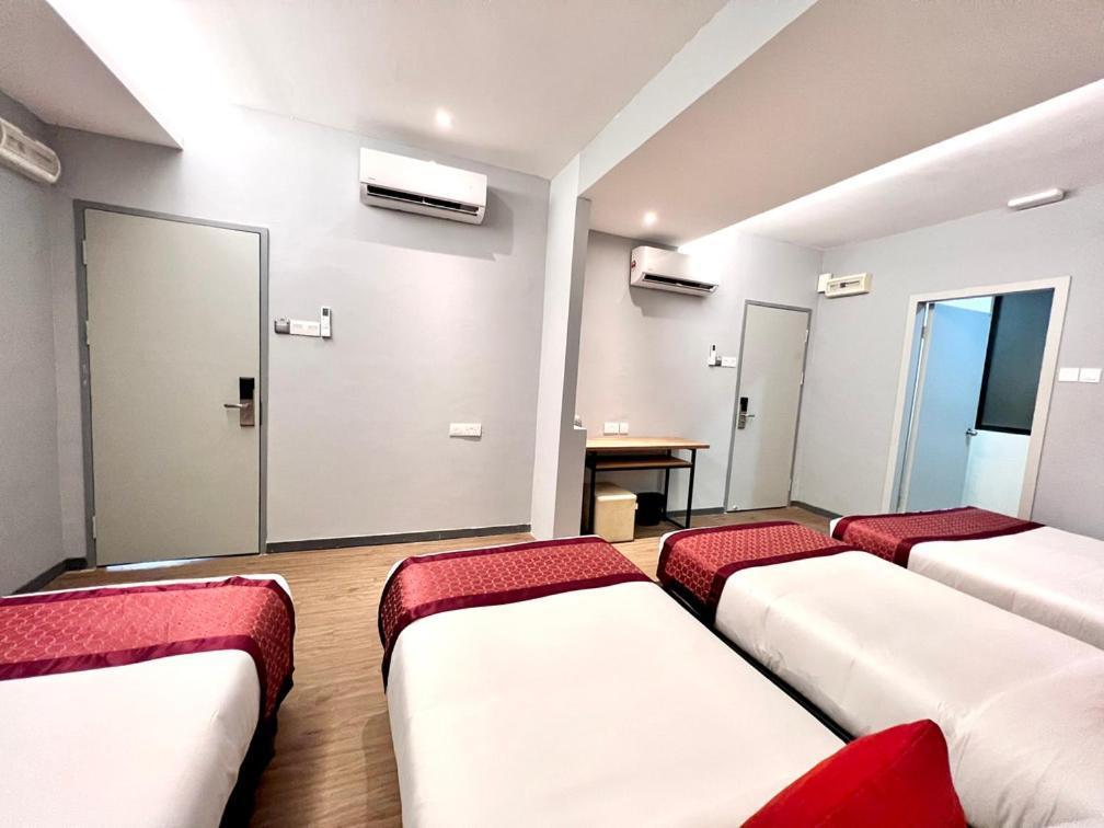 Bayu 23 Hotel Кота Кинабалу Екстериор снимка