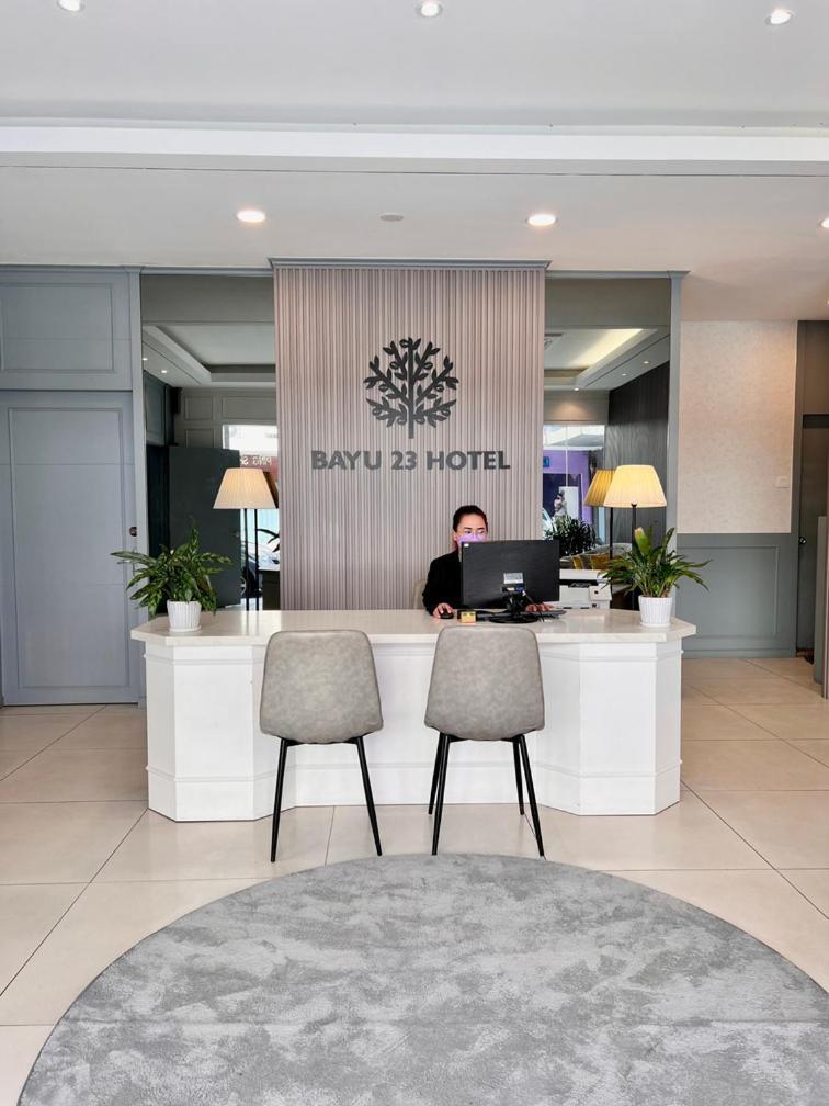 Bayu 23 Hotel Кота Кинабалу Екстериор снимка
